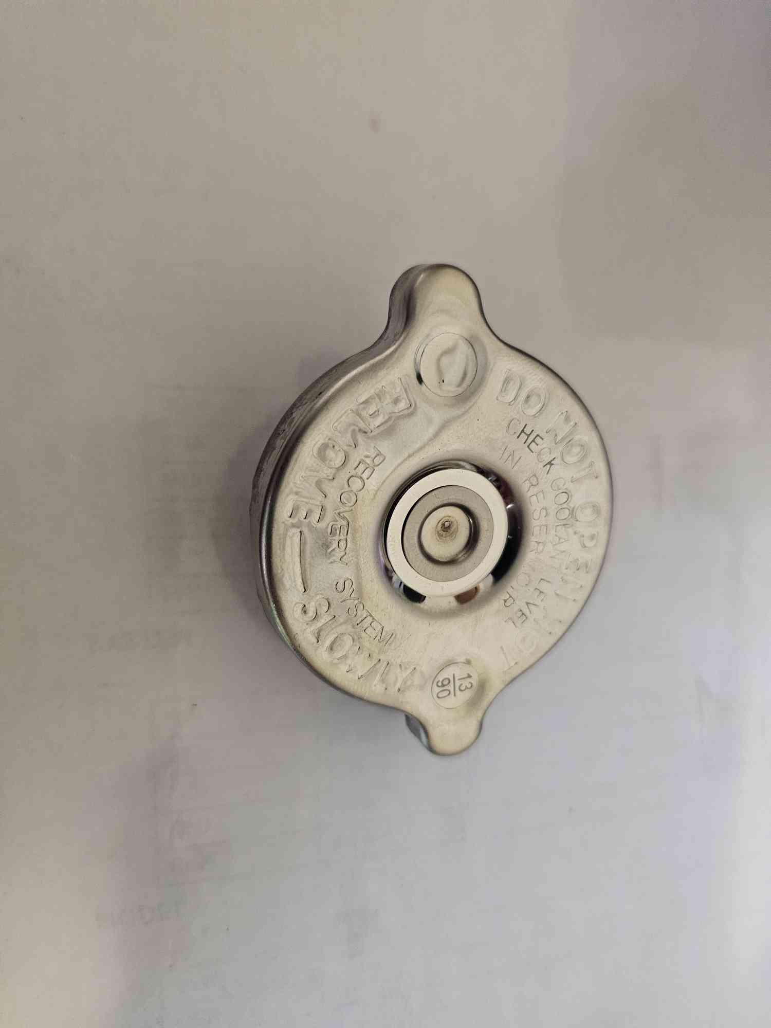 Radiator cap Standard size EA81